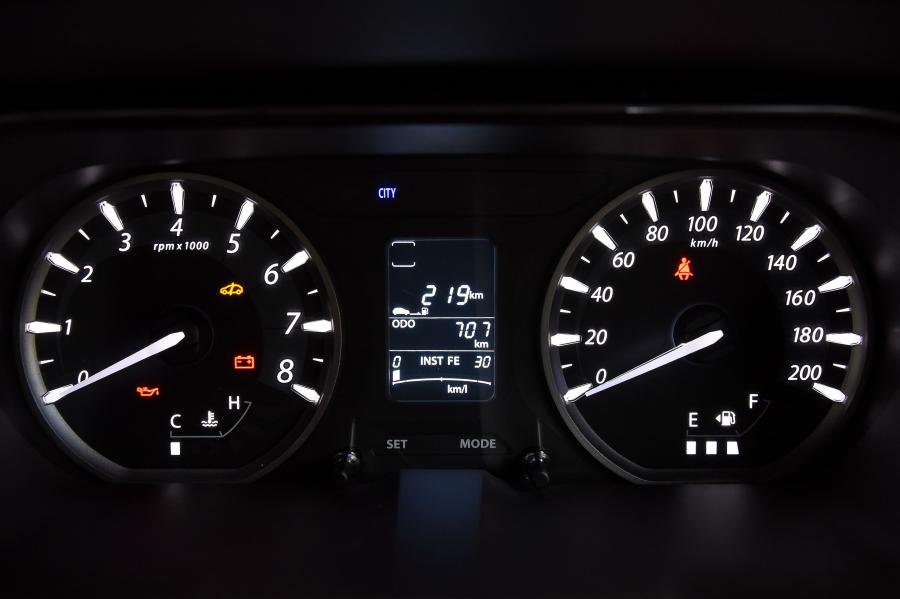 Панель приборов Tata Bolt Sedan 2015 года  (ZA) (фото 2 из 36)